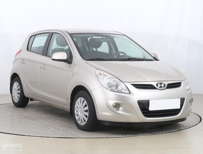 Hyundai i20 , Salon Polska, Klima, Parktronic