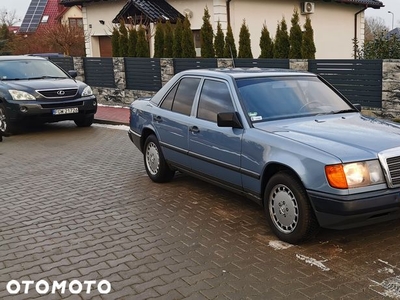 Mercedes-Benz Klasa E 260 4-Matic