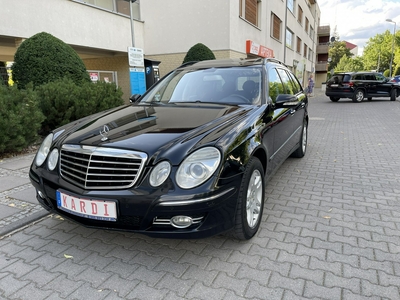 Mercedes E 280