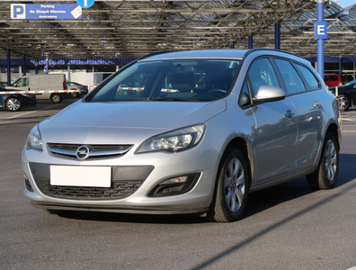 Opel Astra 2015 1.4 T 218654km Kombi