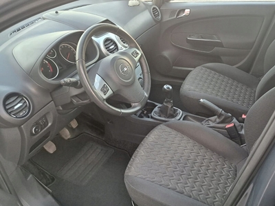 Opel Corsa D 2013