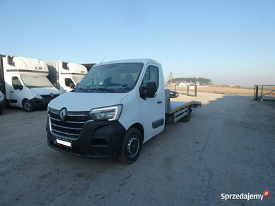 Renault Master autolaweta pomoc drogowa najazd