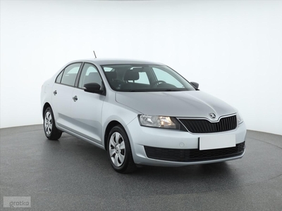 Skoda Rapid , Salon Polska, Serwis ASO, Klima