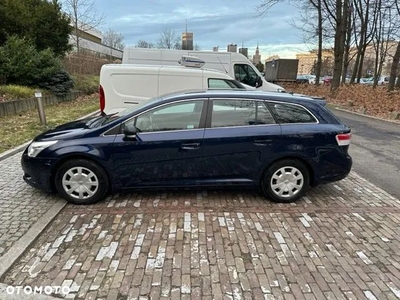 Toyota Avensis 2.0 D-4D 2010