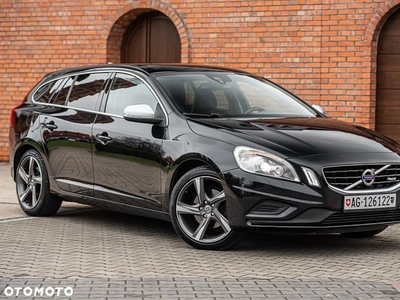 Volvo V60 D3 R-Design