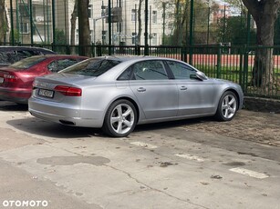 Audi A8 4.0 TFSI cylinder on demand quattro tiptronic Lang