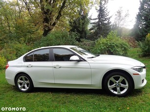 BMW Seria 3 320i xDrive