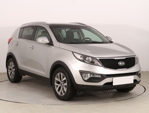 Kia Sportage III , Skóra, Navi, Klimatronic, Tempomat, Parktronic,