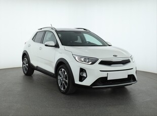 Kia Stonic , Salon Polska, Serwis ASO, Skóra, Klimatronic, Parktronic,