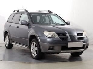 Mitsubishi Outlander I , Salon Polska, Serwis ASO, GAZ, Klimatronic,ALU