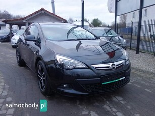 Opel Astra Inne