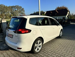 Opel Zafira 1,4 turbo 140 ps ładna opłacona 116 tyś km 7 osobowa z Navi