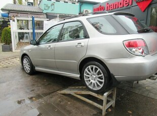 SUBARU Impreza kombi drugi lift 2.0 benzyna automat 160km Hawkeye 4x4