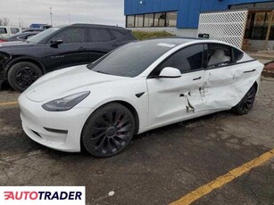 Tesla Model 3 benzyna 2021r. (WOODHAVEN)