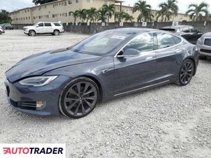 Tesla Model S benzyna 2021r. (OPA LOCKA)