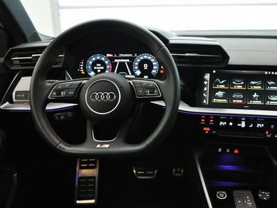 Audi A3 35 TFSI Sline Stronic LED Panorama Alu 18