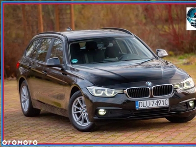 BMW Seria 3 318d Touring