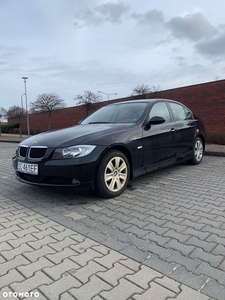 BMW Seria 3 318i