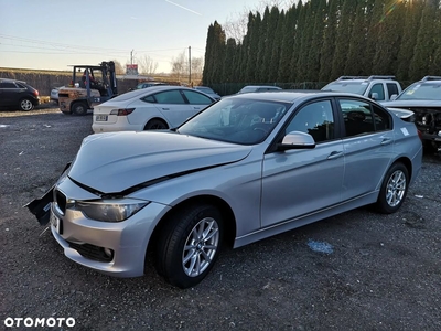 BMW Seria 3 320d Sport Line