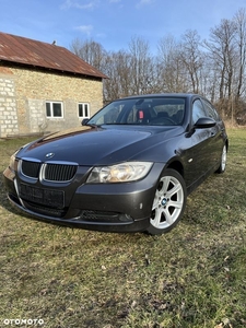 BMW Seria 3 320i