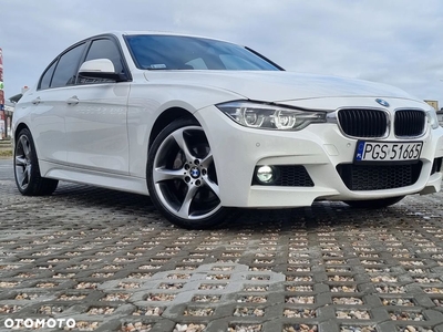 BMW Seria 3 328i Touring Sport Line