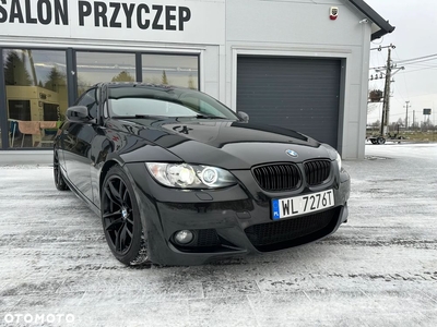 BMW Seria 3 330i Coupe