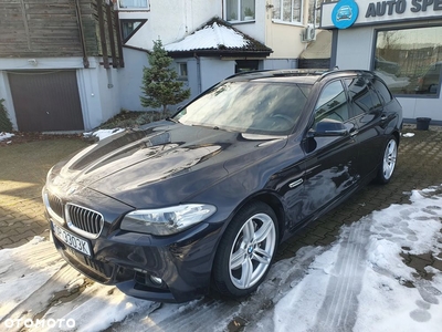 BMW Seria 5 530d xDrive Touring Sport-Aut