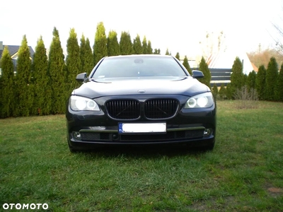 BMW Seria 7 740d