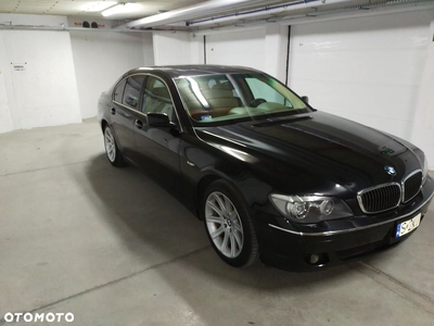 BMW Seria 7 740i