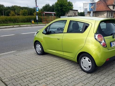 Chevrolet Spark Doskonale zadbany/Piękny kolor/10 poduszek/Klima/El.szyby/2 kpl.Kół