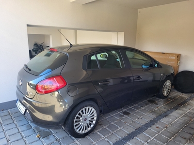 Fiat Bravo II 1.4 16v 90KM rok 2011 grafitowy