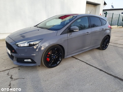 Ford Focus 2.0 TDCi ST-2