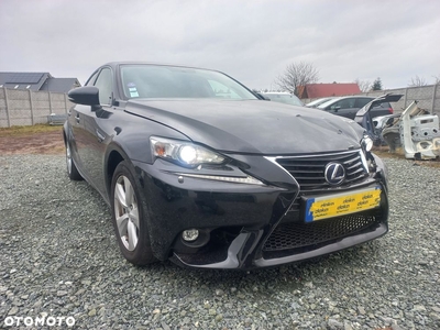 Lexus IS 300h Luxury Line