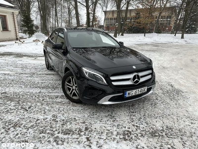 Mercedes-Benz GLA 250 4-Matic