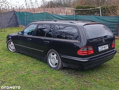 Mercedes-Benz Klasa E 320 T Avantgarde