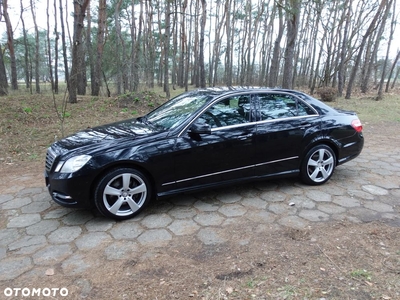 Mercedes-Benz Klasa E 350 4-Matic BlueEff Avantgarde