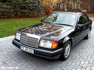 Mercedes-Benz W124 (1984-1993)