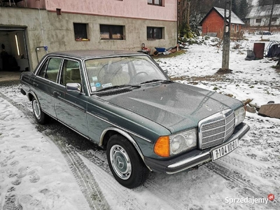 Mercedes W123 3.0 diesel. Klimatyzacja. 73 tys przebiegu.