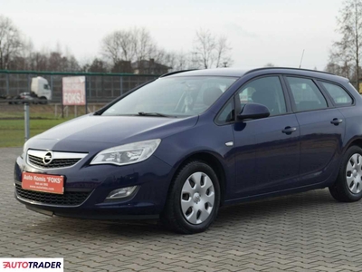 Opel Astra 1.7 diesel 110 KM 2011r. (Goczałkowice-Zdrój)