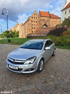 Opel Astra III GTC 1.9 CDTI Cosmo
