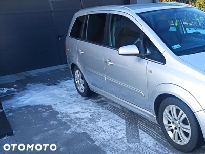 Opel Zafira 1.8 Sport EasyTronic