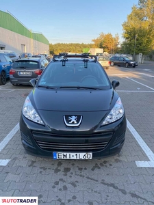 Peugeot 207 1.4 diesel 69 KM 2010r. (wierzchlas)