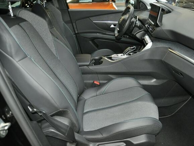 Peugeot 3008 1.5 130KM Allure Pack S&S Automat,Navi,Kamera,HandsFree,Ambiente,FV23%