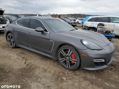 Porsche Panamera Turbo