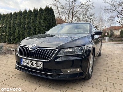 Skoda Superb 2.0 TDI Ambition DSG