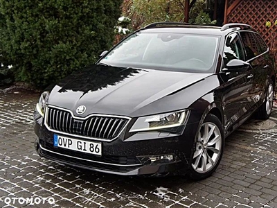 Skoda Superb 2.0 TDI DSG Sportline