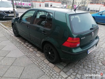 Sprzedam Golfa 4 Automat klima grzane fotele