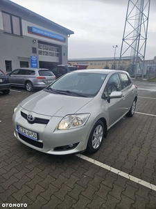 Toyota Auris 1.33 VVT-i Terra