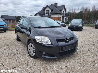 Toyota Auris 1.6 VVT-i Sol