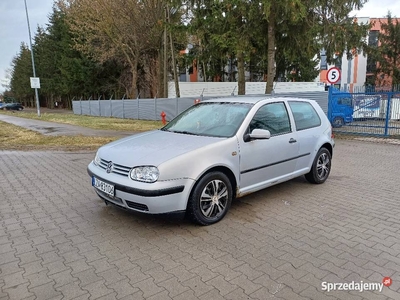 * Volkswagen * Golf * 4 * 1.9TDI * Sprawny *